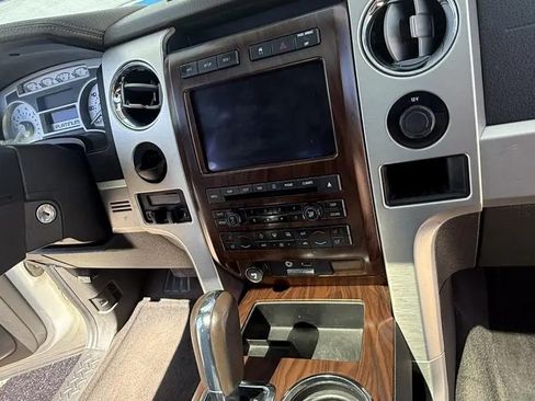 Used 2009 Ford F150 Platinum image 13