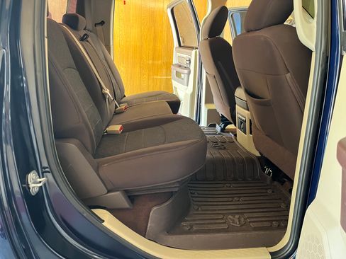 Used 2017 RAM 1500 Classic SLT w/ Luxury Group AWD/4WD image 18