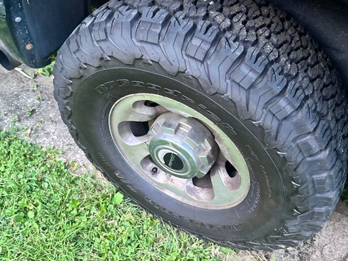 Used 2004 Ford Excursion Limited image 25