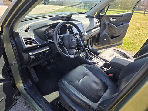 Used 2020 Subaru Forester Touring image 4