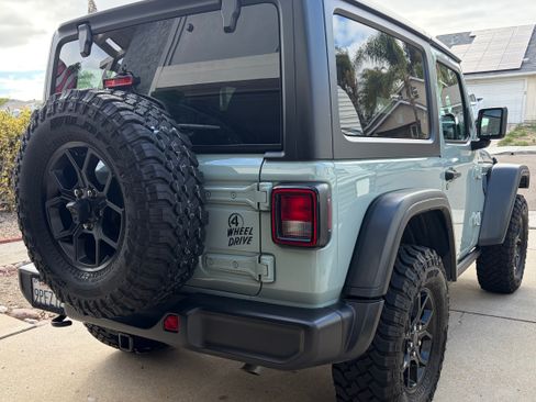 Used 2024 Jeep Wrangler Sport AWD/4WD image 11