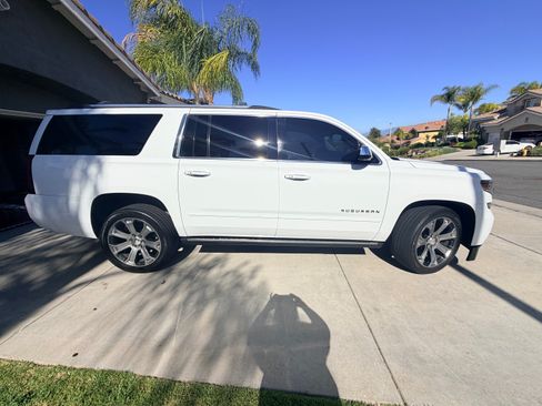 Used 2017 Chevrolet Suburban Premier RWD image 5