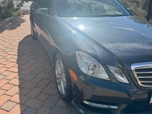 Used 2012 Mercedes-Benz E 350 4MATIC Wagon image 4