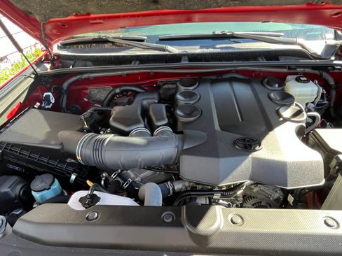 Used 2021 Toyota 4Runner SR5 image 25