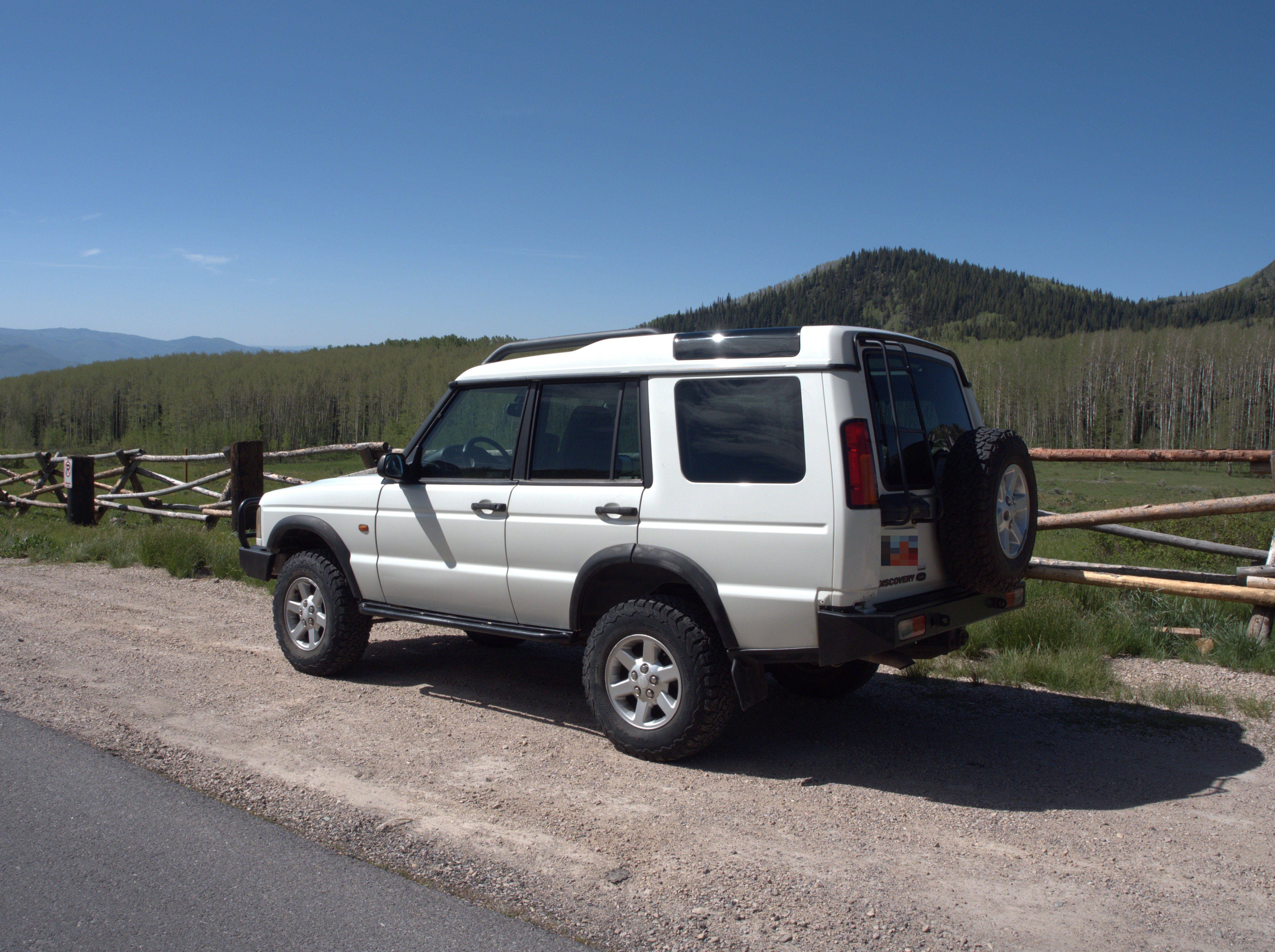 Used 2004 Land Rover Discovery S AWD/4WD image 4