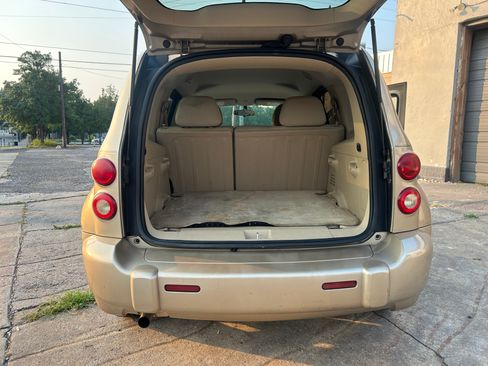 Used 2006 Chevrolet HHR LT FWD image 9