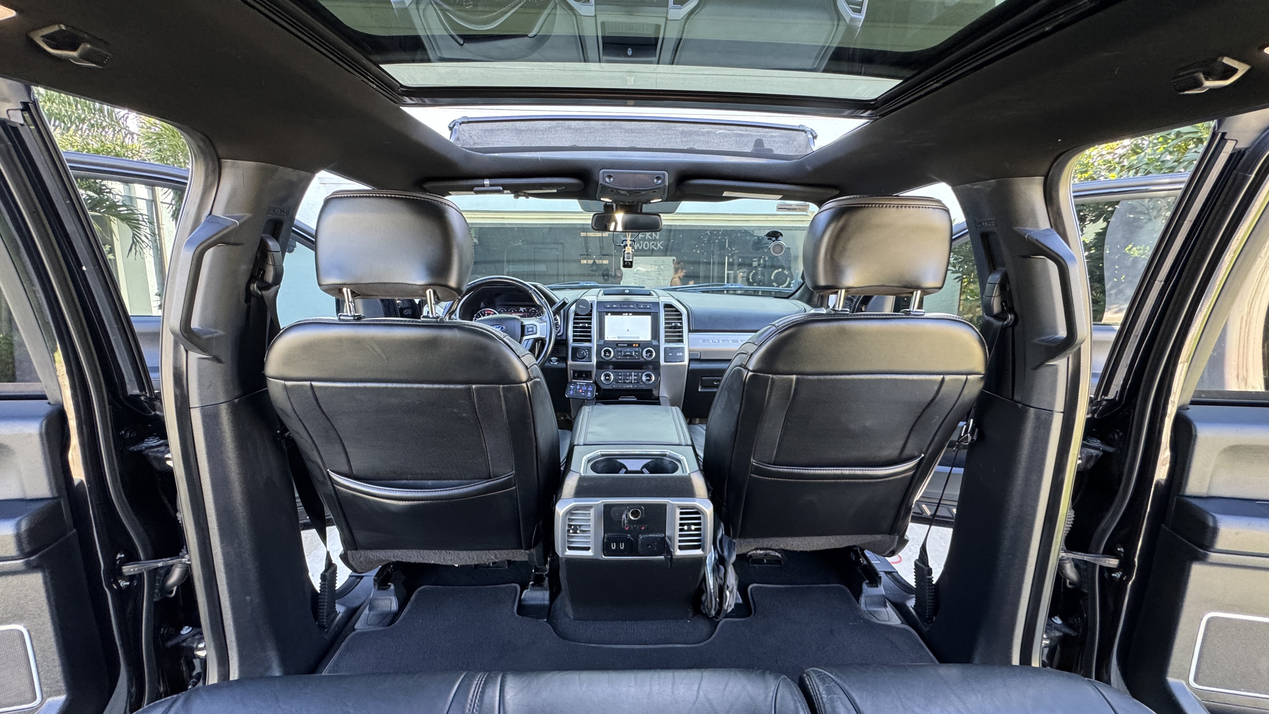 Used 2019 Ford F350 4x4 Crew Cab DRW Super Duty image 23