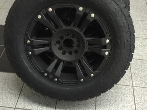 Used 2016 Jeep Wrangler Unlimited Rubicon w/ Connectivity Group AWD/4WD image 18