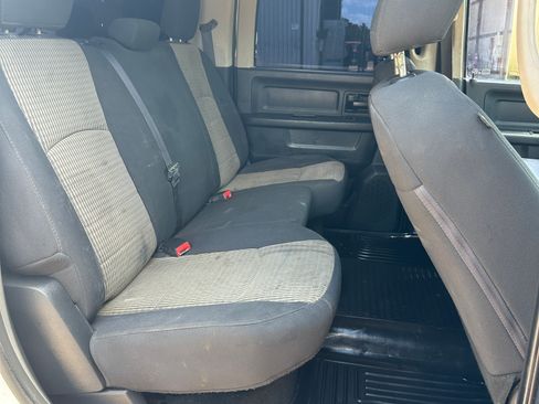 Used 2012 RAM 3500 ST w/ Chrome Appearance Group image 9