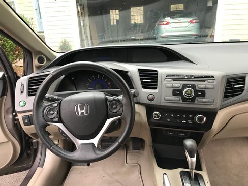 Used 2012 Honda Civic EX-L image 17