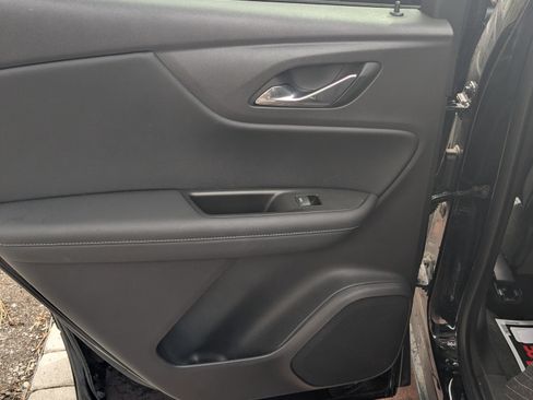 Used 2019 Chevrolet Blazer LT w/ Sun and Wheels Package image 13