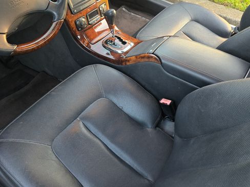 Used 2002 Mercedes-Benz CL 55 AMG image 6