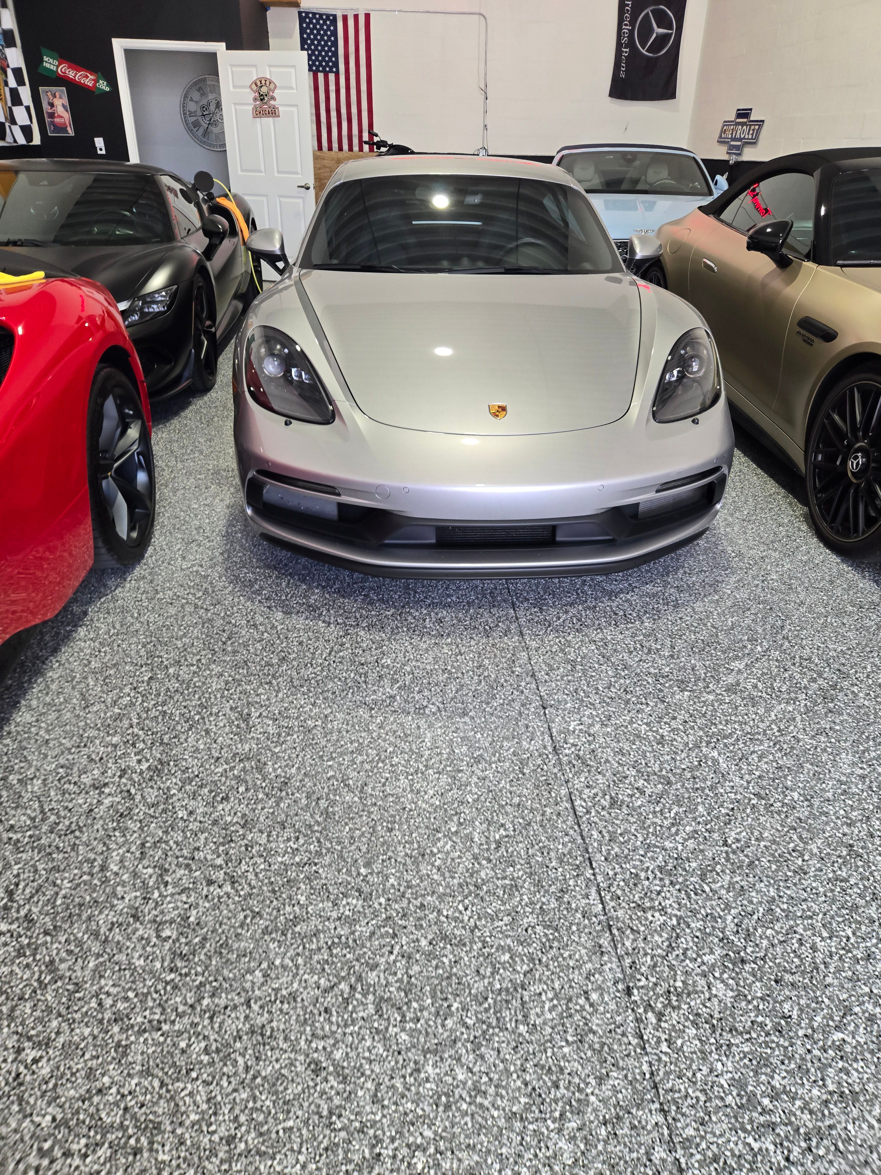 Used 2023 Porsche 718 Cayman GTS RWD image 12