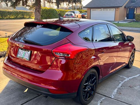 Used 2016 Ford Focus SE image 5