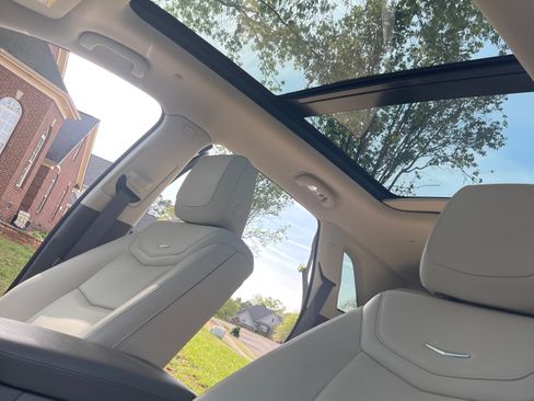 Used 2025 Cadillac XT5 Premium Luxury w/ Technology Package image 6