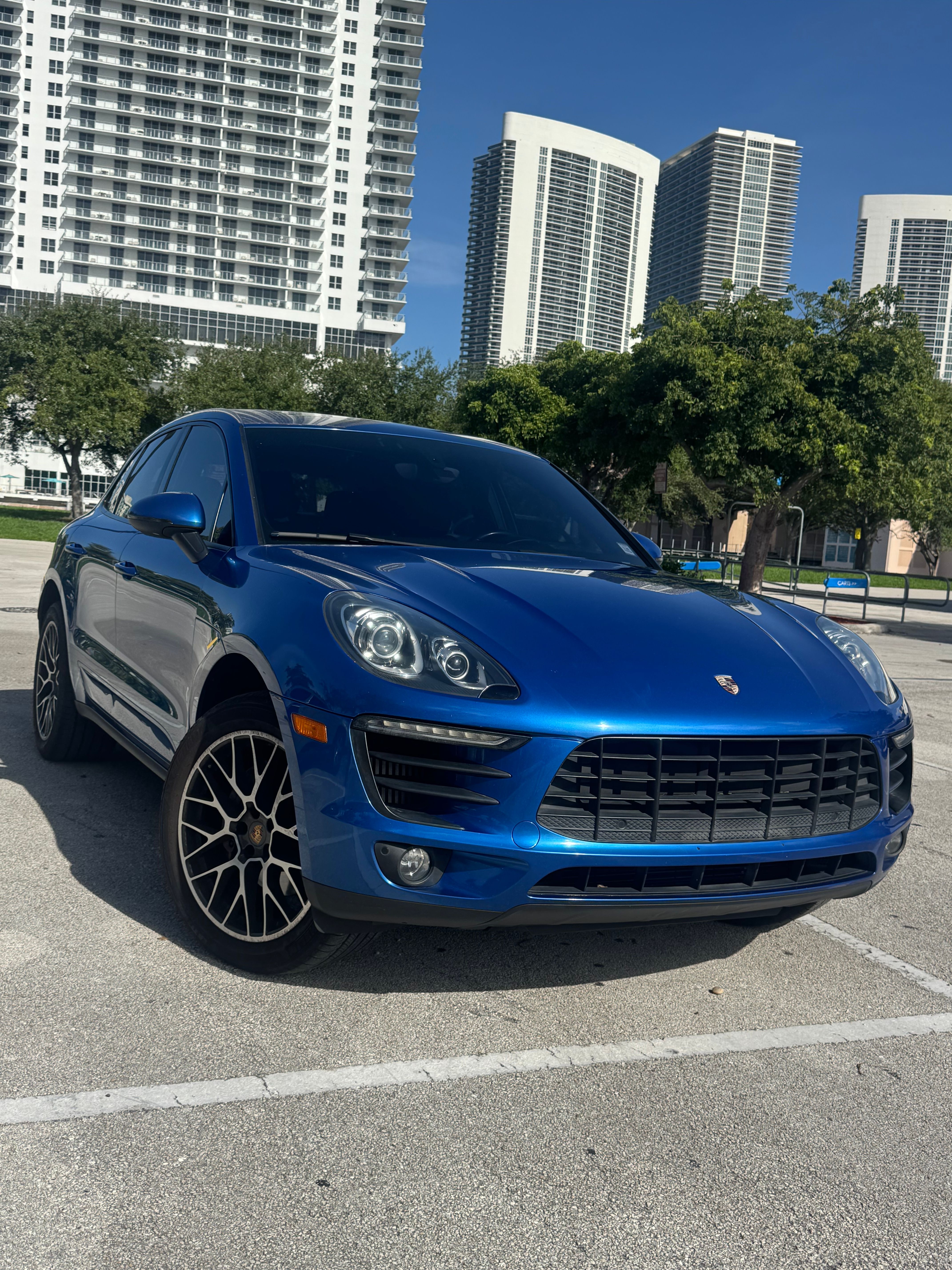 Used 2015 Porsche Macan S AWD/4WD image 1