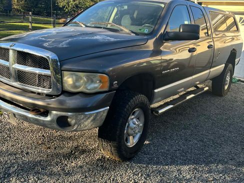 Used 2004 Dodge Ram 3500 Truck ST w/ Trailer Tow Group image 1