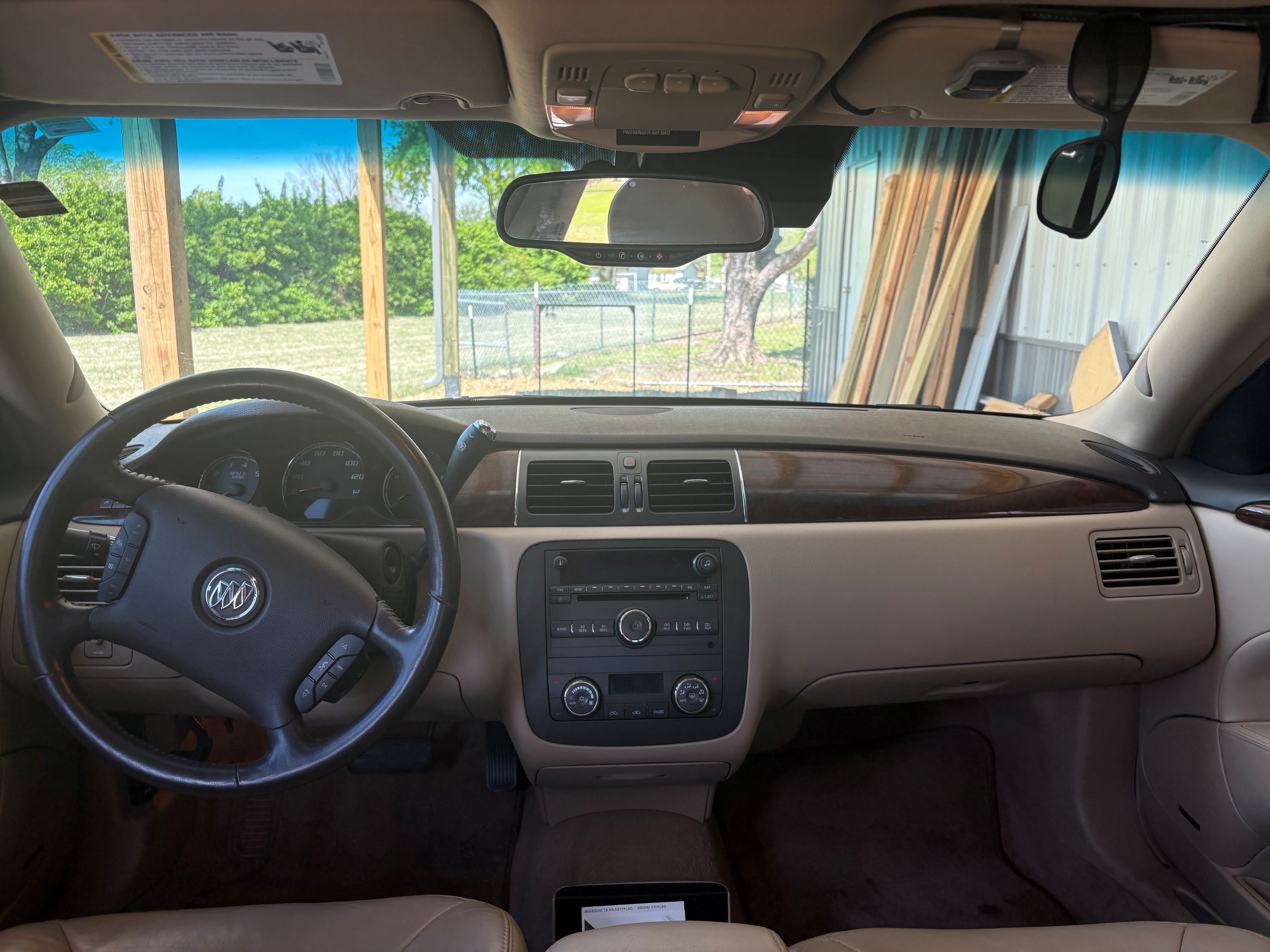 Used 2011 Buick Lucerne CXL FWD image 6