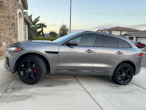 Used 2020 Jaguar F-PACE S AWD/4WD image 2