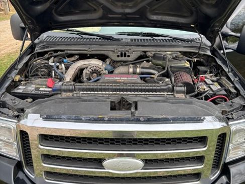 Used 2005 Ford F250 Lariat image 12