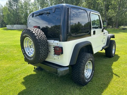 Used 2000 Jeep Wrangler Sport AWD/4WD image 10