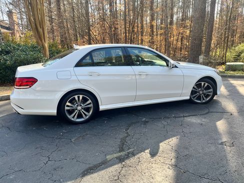 Used 2015 Mercedes-Benz E 350 Sedan image 1