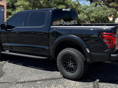 Used 2024 Ford F150 Raptor AWD/4WD image 9