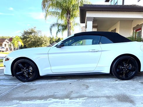 Used 2021 Ford Mustang Premium w/ Equipment Group 201A RWD image 8