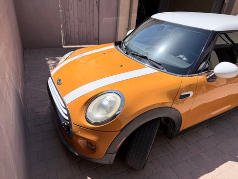 Used 2015 MINI Cooper 4-Door Hardtop FWD image 9