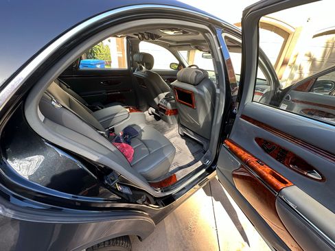 Used 2005 Maybach 57 RWD image 5