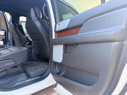 Used 2023 Lincoln Navigator L Reserve image 12