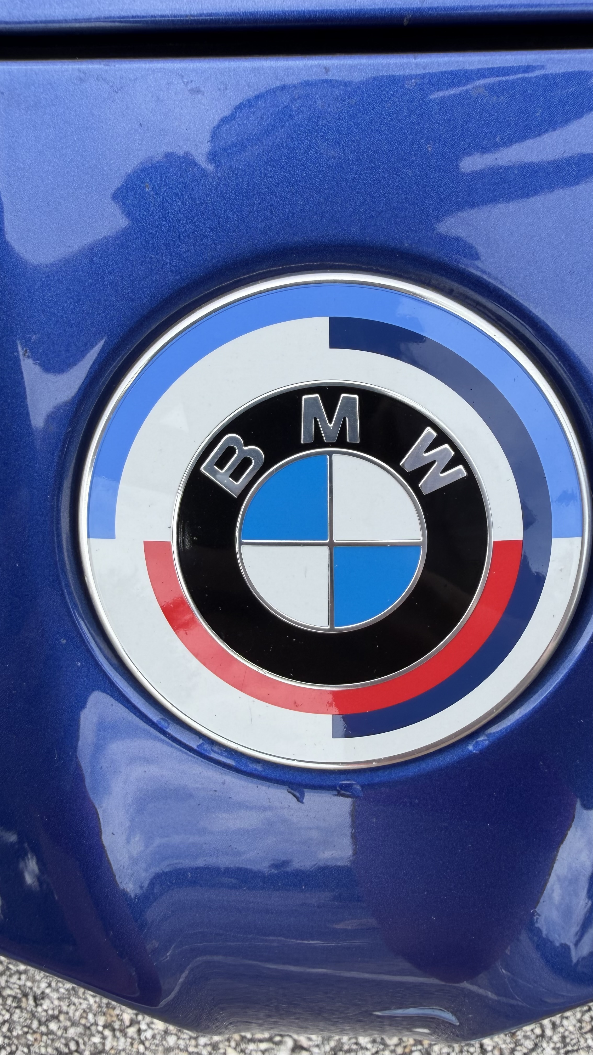 Used 2023 BMW M4 xDrive Competition w/ M Carbon Exterior Package AWD/4WD image 5