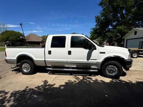 Used 2001 Ford F250 2WD Crew Cab Super Duty image 5