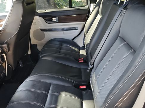 Used 2013 Land Rover Range Rover Sport HSE LUX AWD/4WD image 21