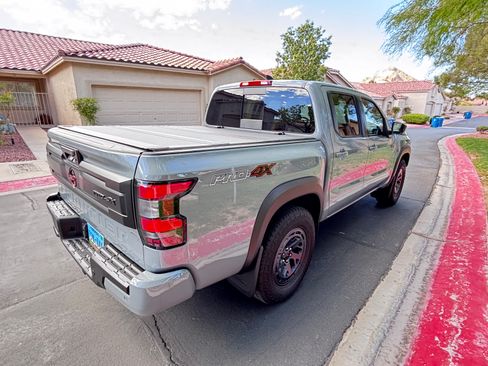 Used 2025 Nissan Frontier PRO-4X AWD/4WD image 4