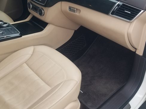 Used 2017 Mercedes-Benz GLS 450 4MATIC image 12