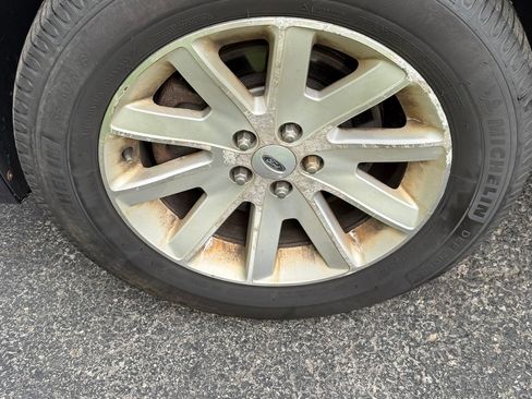 Used 2010 Ford Flex SEL FWD image 15