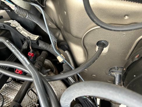 Used 2005 Jeep Wrangler Unlimited Rubicon w/ Sahara Edition Group image 16