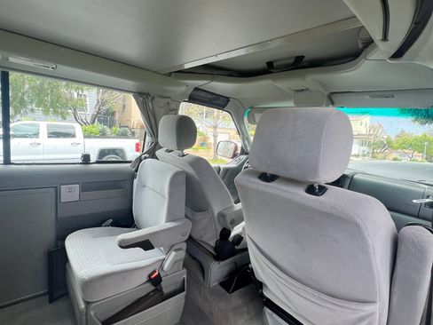 Used 2001 Volkswagen Eurovan image 5