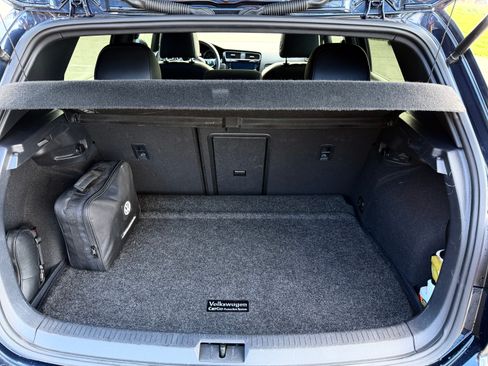 Used 2019 Volkswagen GTI SE image 11