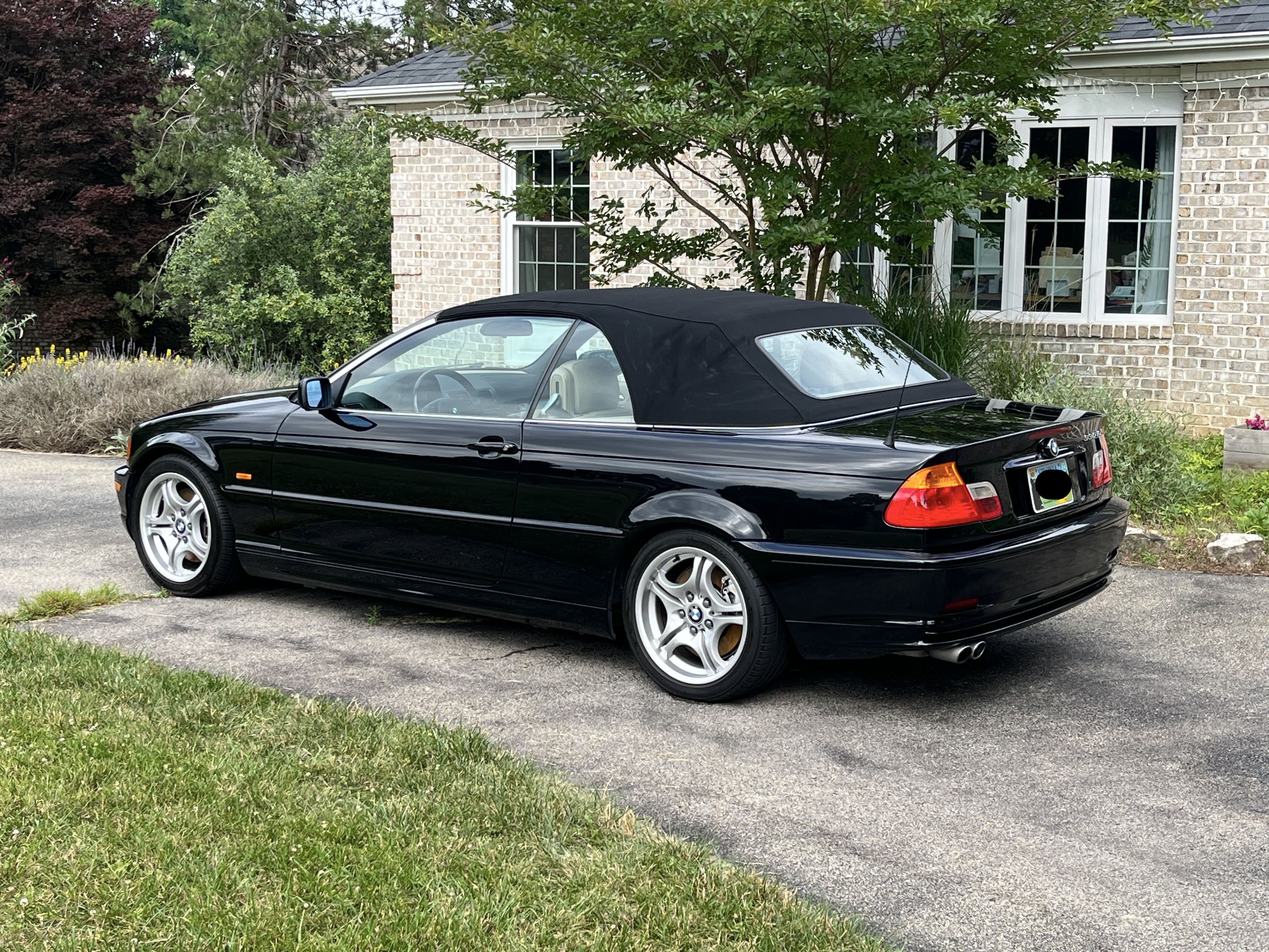Used 2001 BMW 330Ci Convertible RWD image 6
