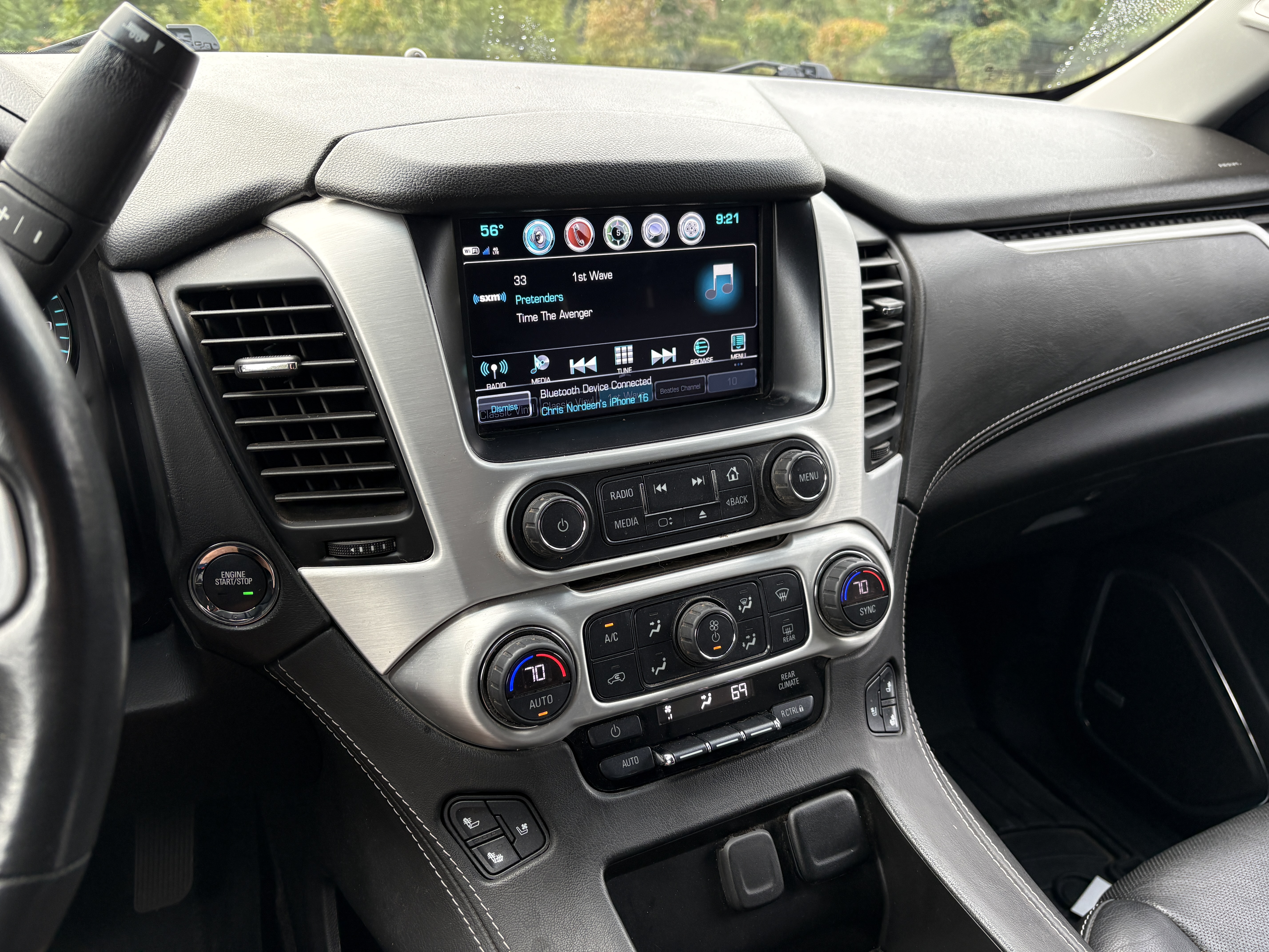 Used 2018 GMC Yukon XL SLT w/ Premium Edition AWD/4WD image 16
