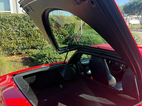 Used 1998 Chevrolet Corvette Coupe image 13