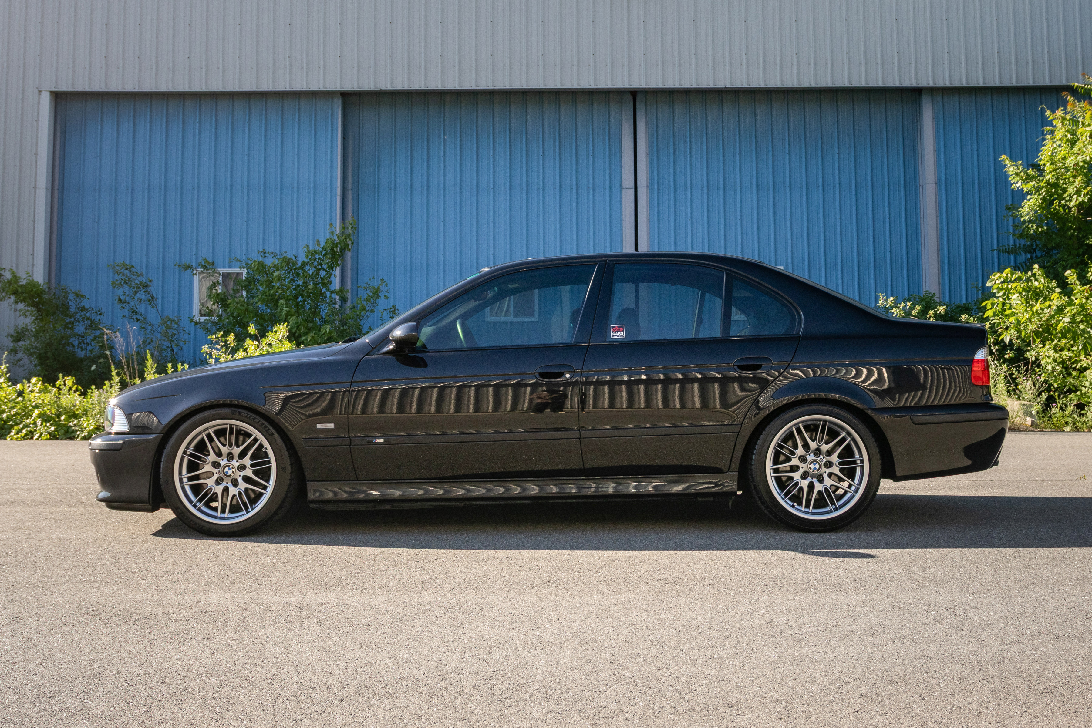 Used 2001 BMW M5 RWD image 1