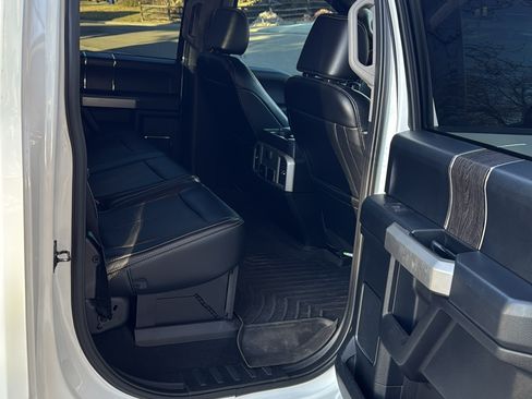 Used 2021 Ford F250 Lariat w/ Lariat Ultimate Package image 16