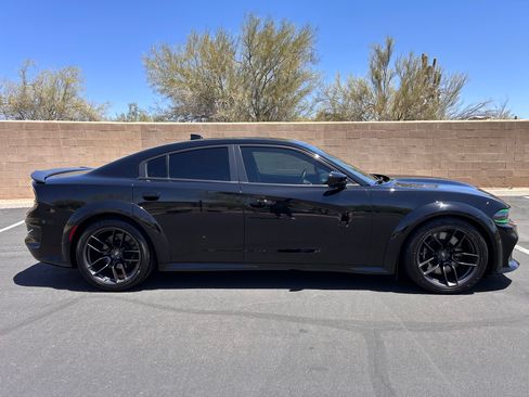 Used 2021 Dodge Charger Scat Pack RWD image 4