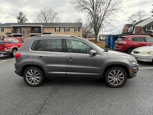 Used 2014 Volkswagen Tiguan SEL image 6