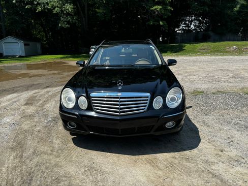 Used 2007 Mercedes-Benz E 350 4MATIC Wagon image 4