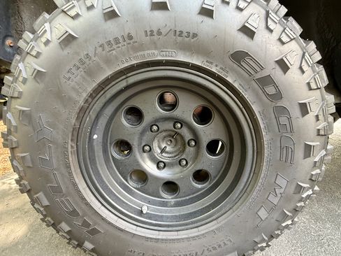 Used 2010 Toyota FJ Cruiser 4WD w/ Convenience Pkg image 11