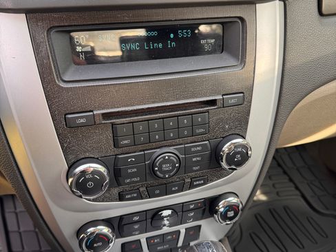 Used 2010 Mercury Milan Premier FWD image 16